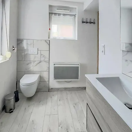 Stunning In * Grand-Fort-Philippe